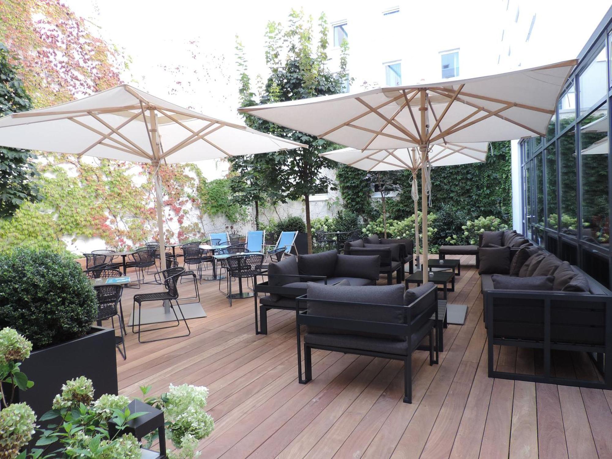Motel One Nuernberg-Plaerrer Bagian luar foto