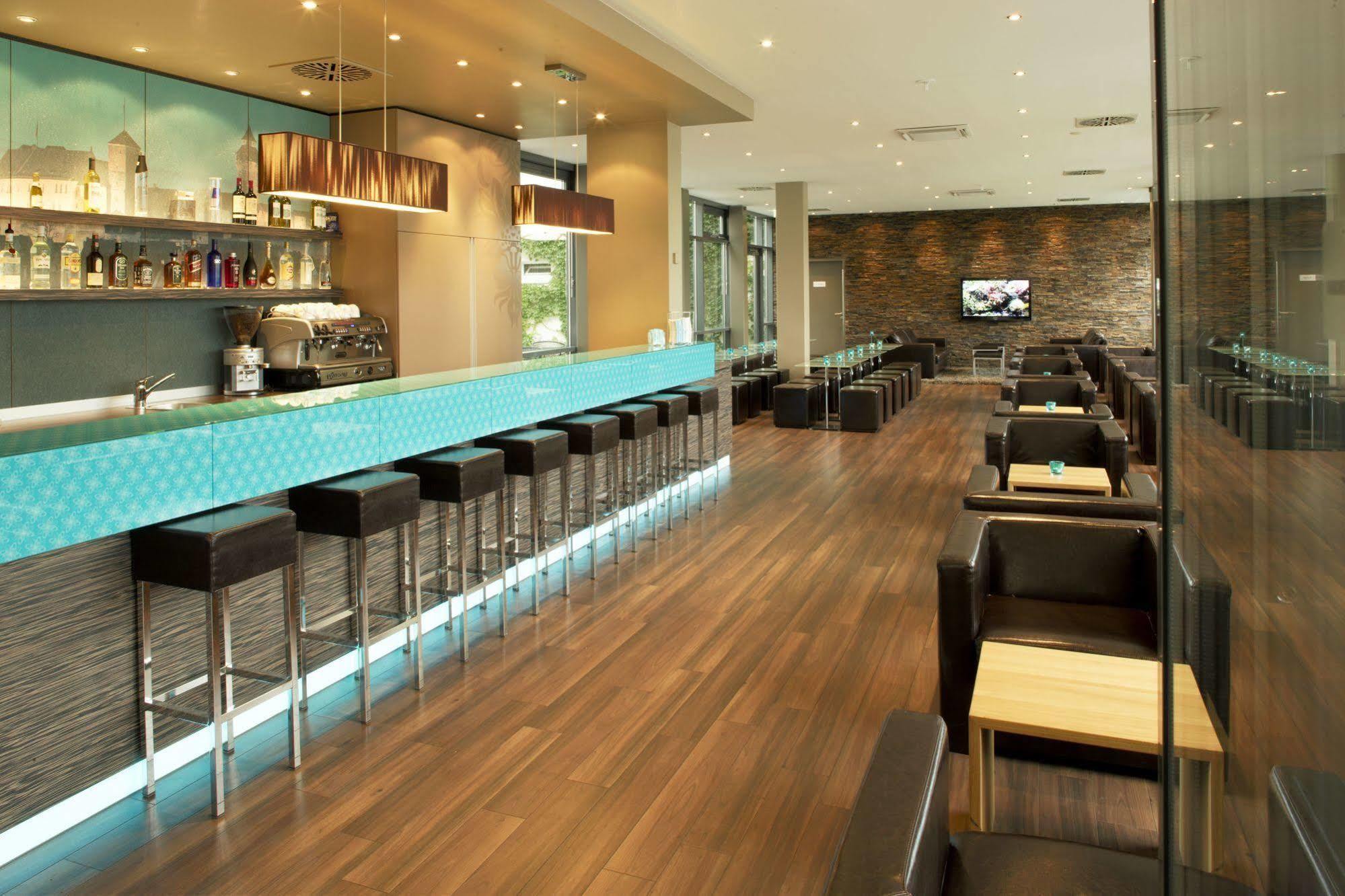 Motel One Nuernberg-Plaerrer Bagian luar foto